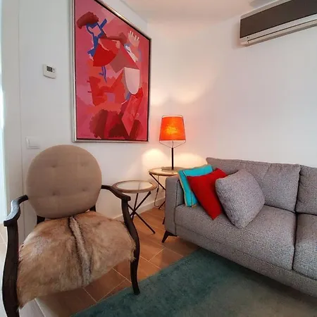 Atico Esquinero Muy Soleado Con La Terraza De 50 M2 Apartment Sitges