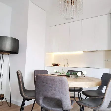 Atico Esquinero Muy Soleado Con La Terraza De 50 M2 Apartment
