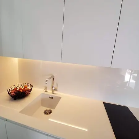 Apartment Atico Esquinero Muy Soleado Con La Terraza De 50 M2 *