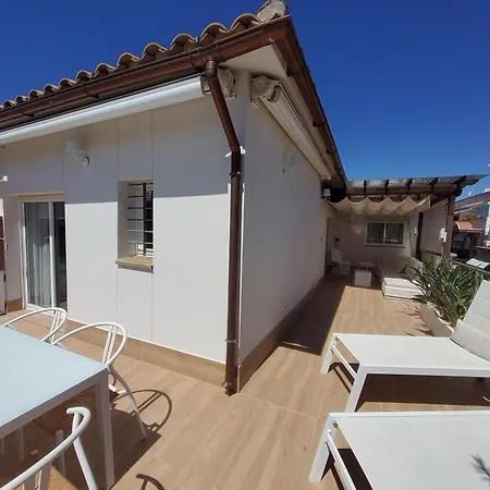 Atico Esquinero Muy Soleado Con La Terraza De 50 M2 *